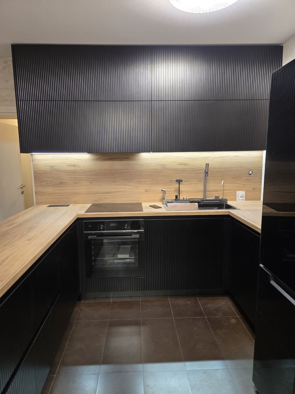 Luxury NIYANI kitchen collection 9 - premium materials and sophisticated design